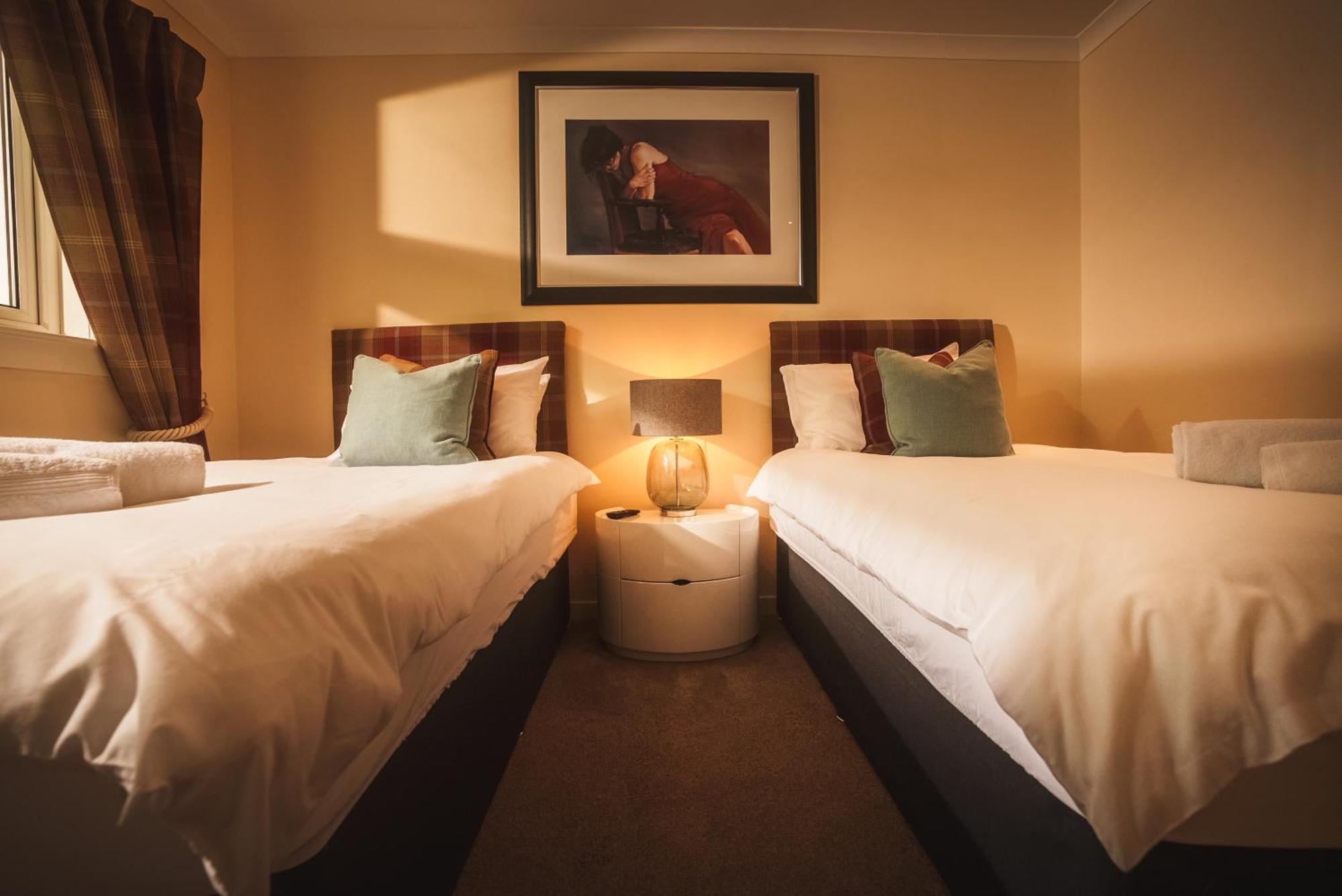 High Tor House Apartment *
